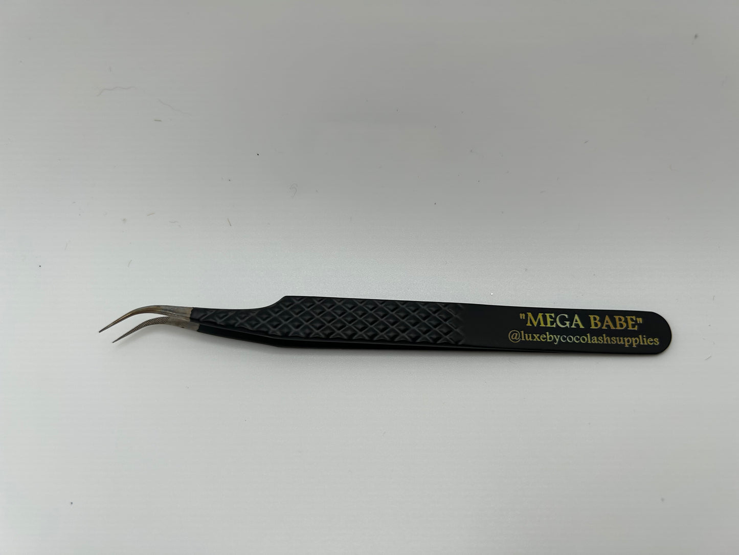 MEGA BABE TWEEZERS